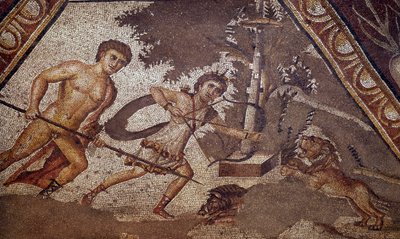 ローマ時代のアート。コンスタンティヌスの別荘「ダフネ」の中庭にあった、二人の狩人を表す四季のモザイク。詳細。Antioche-sur-l
