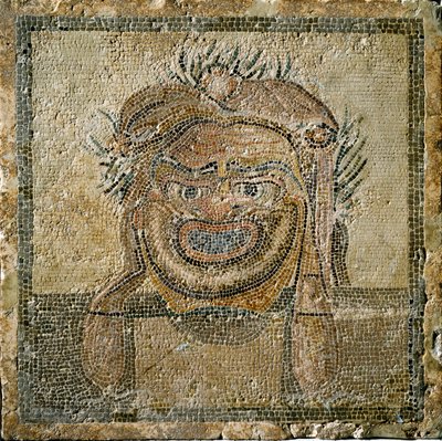 ローマのアート。ローマ劇場のマスク。アンピュリアス（Empurias）のモザイク。紀元2世紀スペイン アムプリアス美術館（Museo di Ampurias 作： Roman