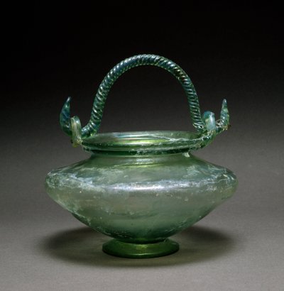 ローマ美術：二重構造の花瓶紀元1世紀ラ・アンティグア出土 直径12cm スペイン、メリダ国立ローマ芸術美術館蔵 作： Roman