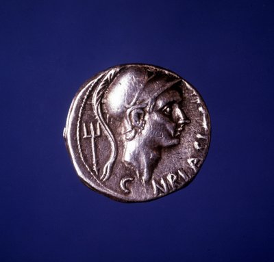 アフリカのスキピオ（紀元前235年〜紀元前183年）の肖像が描かれた銀貨。 作： Roman