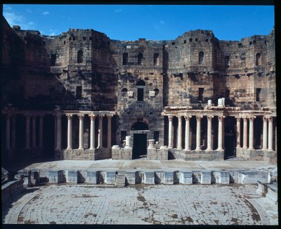劇場の様子（写真 作： Roman