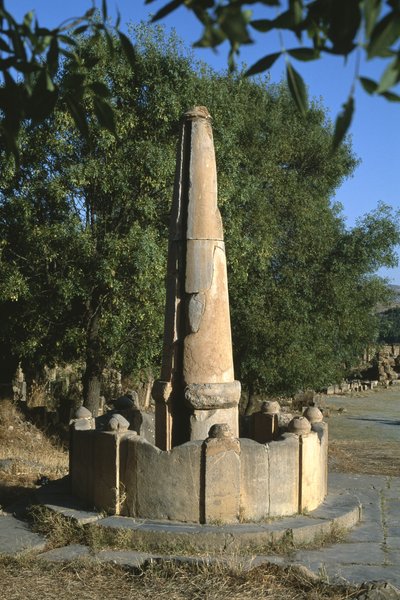 泉、帝国時代（紀元前27年、紀元前395年） 作： Roman Imperial Period