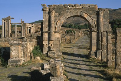 カード、アーチ、金星の寺院（左側）、大帝国時代（紀元前27年〜395年） 作： Roman Imperial Period