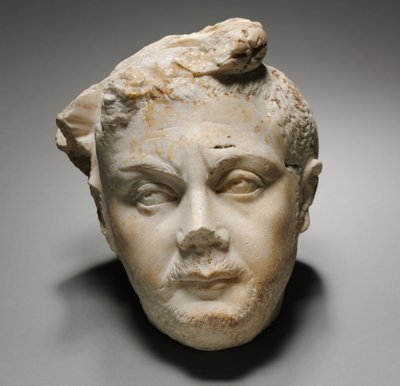 トラジャンの頭部 作： Roman Imperial Period
