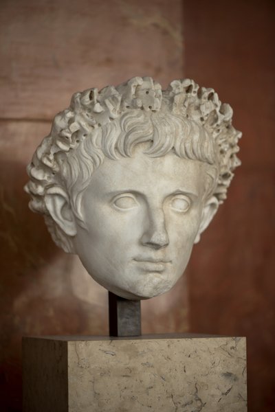 美術 ローマ 皇帝アウグストゥス（紀元前63年～紀元後14年）の頭部 大理石製 作： Roman Roman