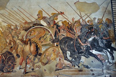 ポンペイのモザイク画の詳細：アレクサンダーとダレイオスのイッソスの戦い（紀元前4世紀）。- コドマン王ダレイオス3世（前380-前330年）、戦車に乗る - opus vermiculatum - イタリア、ナポリ考古学博物館 - Museo Archeologico Nazionale, Napoli 作： Roman Roman