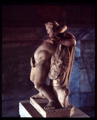 酔ったヘラクレス鹿の家の彫刻、紀元前5世紀～紀元後1世紀 作： Roman Roman