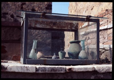V字型カルドと下段デクマンの間の十字路にある容器 前5世紀～後1世紀 作： Roman Roman