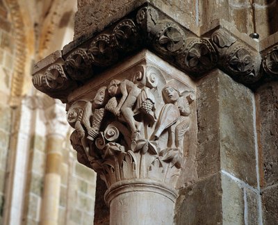 風の表現（刻まれた資本金 作： Romanesque