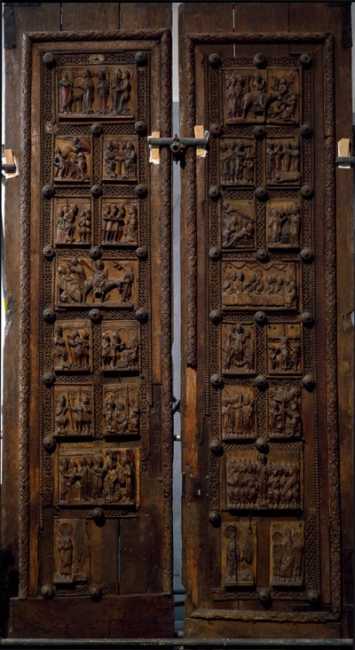 ロマネスク美術：ドイツ・ケルンのカピトルの聖マリア教会の12世紀中頃の木製扉（Sankt Maria im Kapitol, Koln) 作： Romanesque