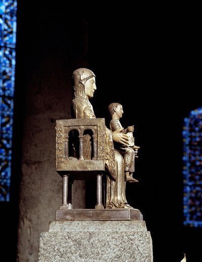 聖母子像（彫刻 作： Romanesque