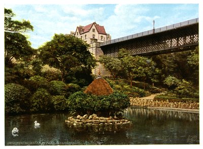 「公園の観賞用水、スカボロー」、1901 年。 作： Ross and Co Liversidge