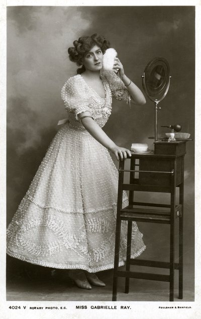 ガブリエルレイ、イギリスの女優、ダンサー、歌手、c1906。 作： Rotary Photo