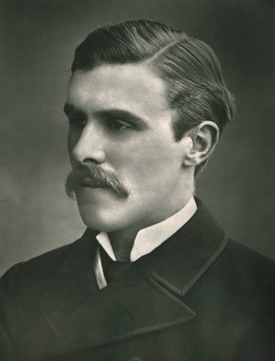 右の名誉あるウィリアム・セントジョン・フリーマントル・ブロドリック、c1899。 作： Russell and Sons