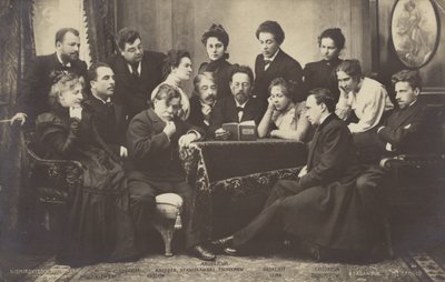 アントン・チェーホフがモスクワ芸術劇場のメンバーに朗読 作： Russian Photographer