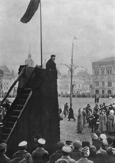 レーニン、赤の広場、モスクワ 作： Russian Photographer