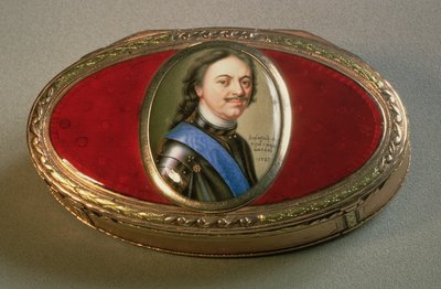 ピーター大王の肖像画のミニチュアが付いた嗅ぎタバコ箱、1727年（金） 作： Russian School