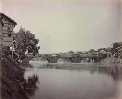 ショップブリッジ、スリナガル、カシミール、1864年。 作： Samuel Bourne