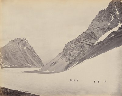 マニルン峠、1866年。 作： Samuel Bourne