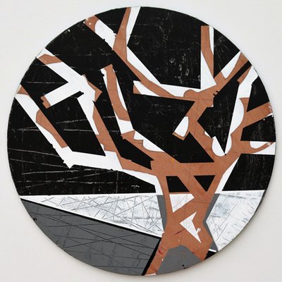 Twixt Heaven & Earth VI-B (円形ボードにアクリル) 作： Sara Hayward