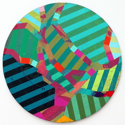 Twixt Heaven & Earth XVI-A（アクリル、円形ボード 作： Sara Hayward