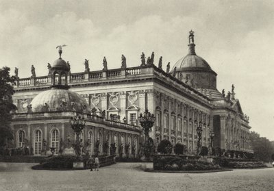 ポツダム、Neues Palais；新しい宮殿（モノクロ写真 作： Sasha Stone