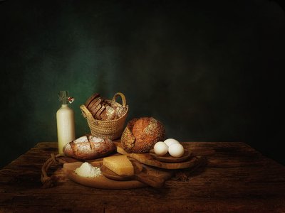  作： 