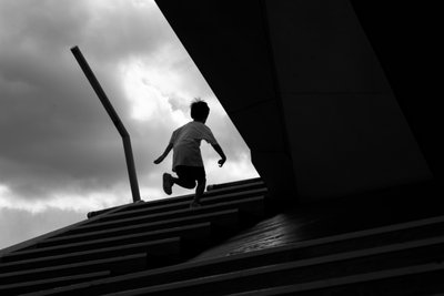 少年の成長の旅 作： Satoshi Hata