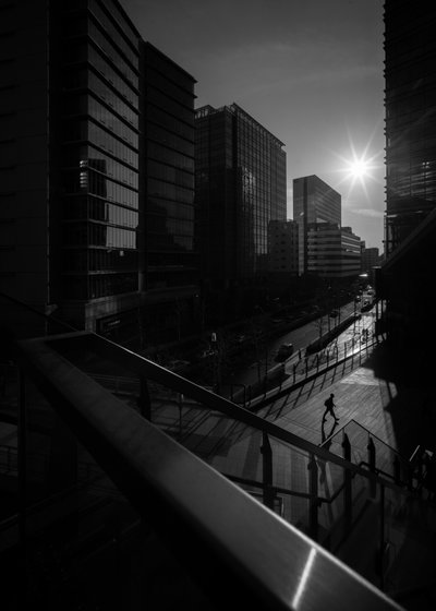  作： Satoshi Hata