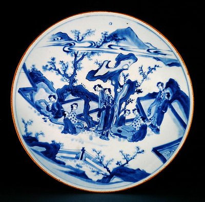 青花彩色婦人像付皿 移行期 1640年頃（磁器 作： School Chinese