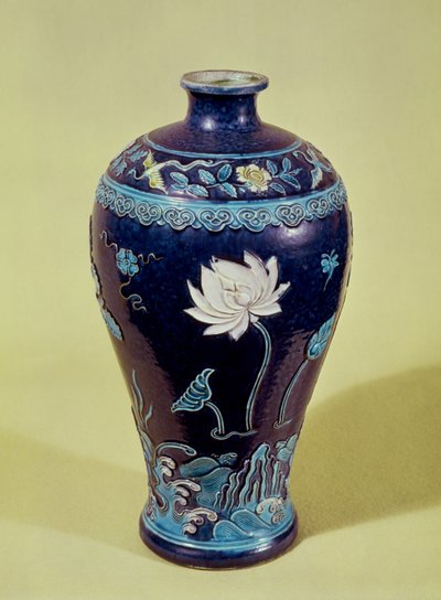 明代三彩花瓶(磁器) 作： School Chinese