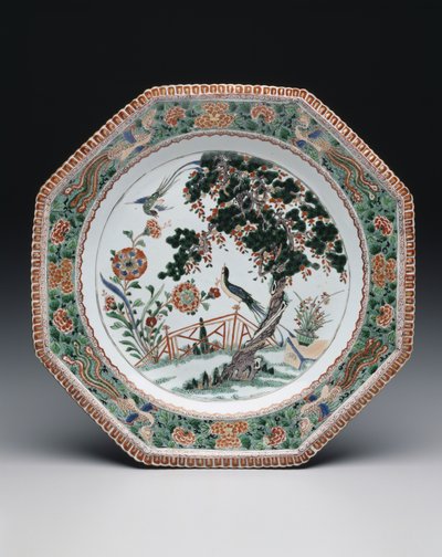 プレート、c.1725-30（上絵付けファミールヴェルテエナメルを施した磁器） 作： School Chinese