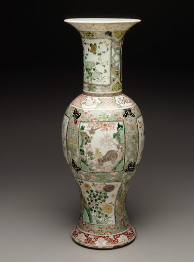 花瓶、1700年頃（磁器とエナメル） 作： School Chinese
