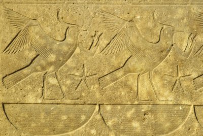 古代エジプト、ルクソール、カルナック神殿、エジプトの様々な部族を表現した壁絵／彫刻、ラプウィング（写真） 作： School Egyptian