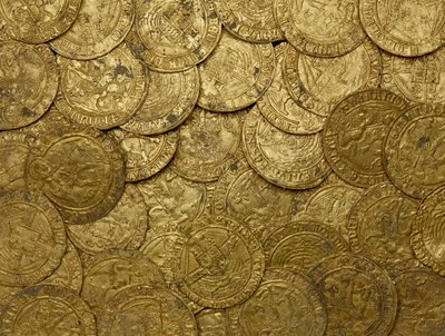 アストホールから出土したチューダー期の金塊「アストホール・ホード」の全貌 作： School English
