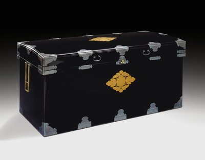 Storage trunk (Nagamochi), Meiji-Tasho Period 作： Japanese School
