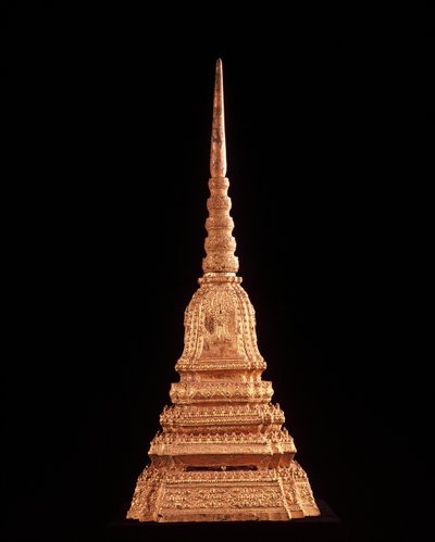 仏舎利塔の模型（ブロンズ 作： School Thai