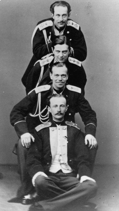 ロシアの大公アレクサンドルアレクサンドロビッチとウラジミールアレクサンドロビッチ、c1870-c1875 作： Sergei Lvovich Levitsky