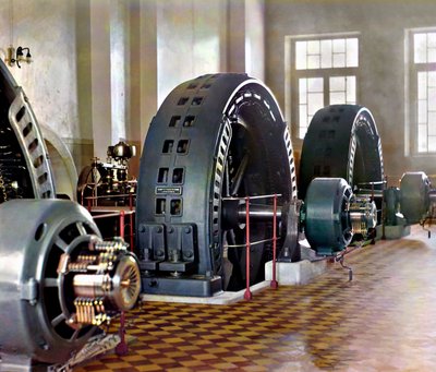ヒンドゥークッシュ水力発電所（手彩色写真） 作： Sergei Mikhailovich Prokudin Gorskii