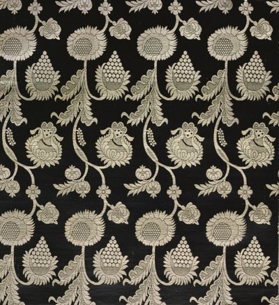 Olovyanishnikov Manufactory Halk-Silk Satin、20世紀初頭（テキスタイル） 作： Sergei Vashkov