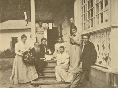ロシアの作家レオトルストイと家族の妻の誕生日、ロシア、1900年代 作： Sophia Andreevna Tolstaya