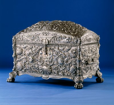重要なスペイン植民地時代の銀の金庫、c.1800（木製のベースと木製のインテリアの銀） 作： South American School