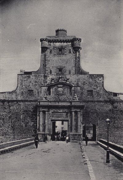 カディス：Puerta de Tierra（モノクロ写真 作： Spanish Photographer