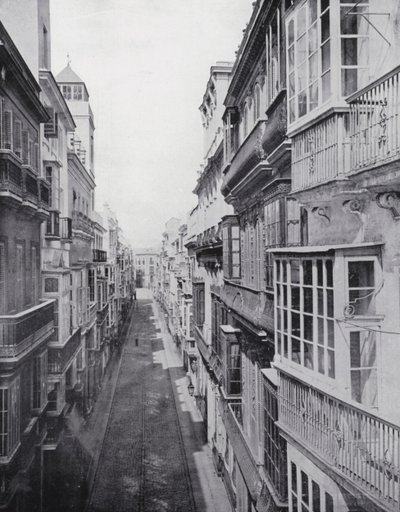 カディス、アンチャ通り（モノクロ写真） 作： Spanish Photographer