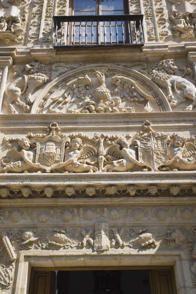 プラテレスクのファサード、カサカストリル 作： Spanish School