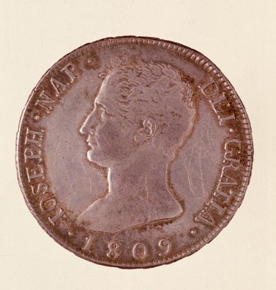 スペインの銀貨（ドゥーロまたはピアストラ）：ジョセフ・ナポレオンの時代（1808-1813年）。1809年 直径4cm ナポリ、ムゼオ・アルケオロジコ 作： Spanish School