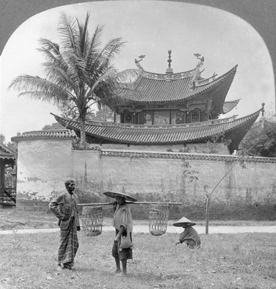 絵のような中国のジョスハウス、バーモ、ビルマ、1908 作： Stereo Travel Co