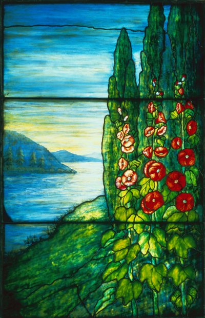 ホリホックの咲く湖の情景（ステンドグラス） 作： Studios Tiffany