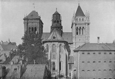 ジュネーブ、Les Tours de Saint-Pierre (モノクロ写真) 作： Swiss Photographer