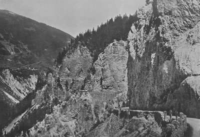 Route de Versam (モノクロ写真) 作： Swiss Photographer
